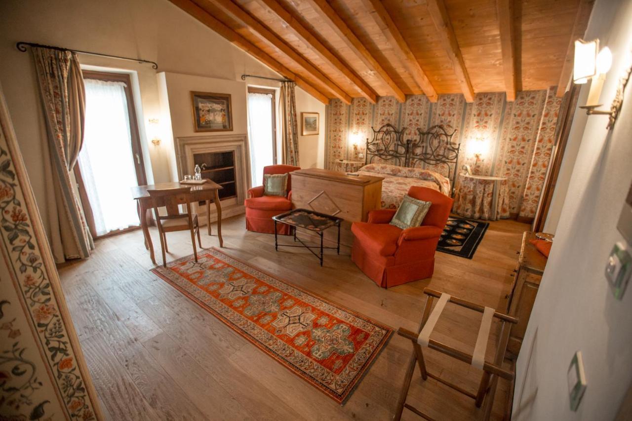 Casale La Meridiana ปอนติ ซุล มินโช ภายนอก รูปภาพ